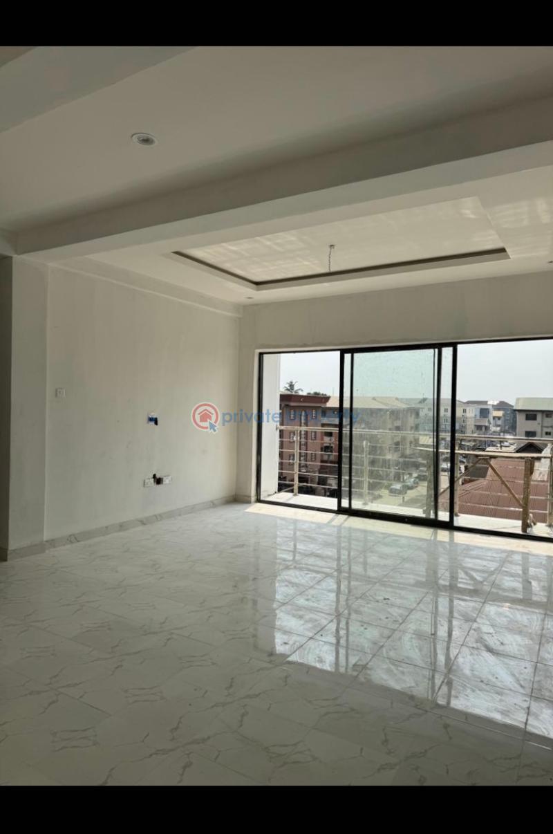 Fully serviced  3 bedroom apartment - 4 3 bedroom Flat & Apartment For Sale Alagomeji Yaba Lagos - 4