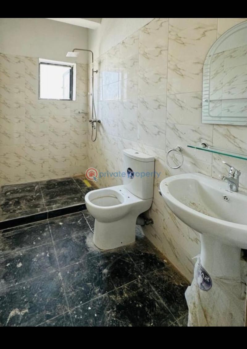 Fully serviced  3 bedroom apartment - 6 3 bedroom Flat & Apartment For Sale Alagomeji Yaba Lagos - 6