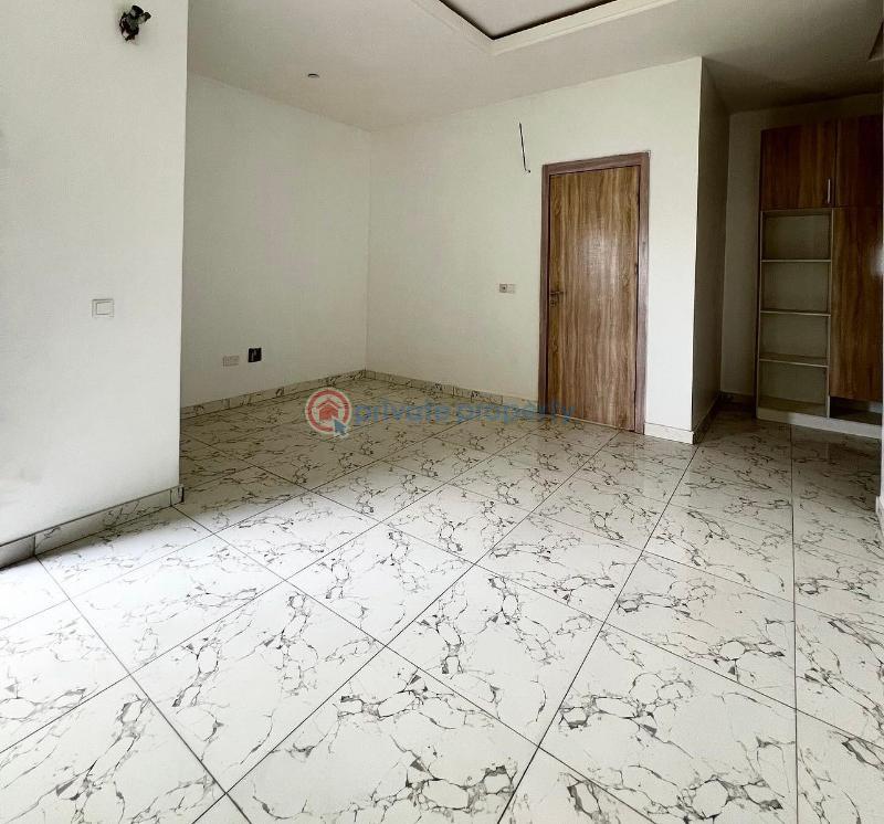 Fully serviced 4 bedroom terrace duplex - 5 4 bedroom Terraced Duplex For Sale Secure Estate At Orchid Lekki Chevron Drive Lekki Lagos - 5