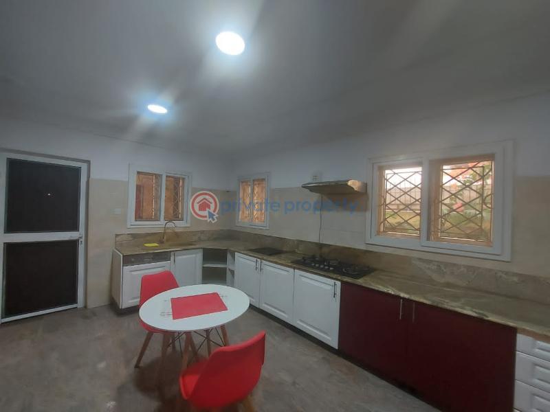 8 bedroom House For Rent Banana Island Ikoyi Lagos - 3