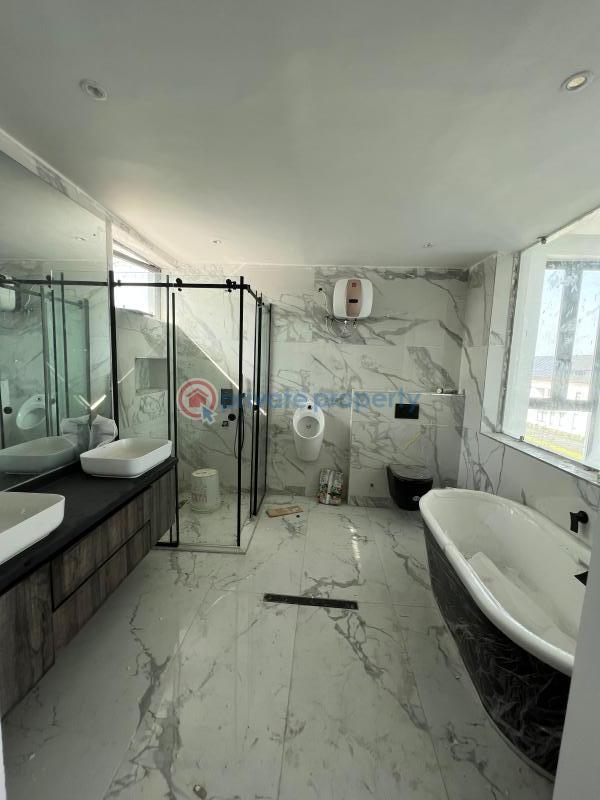 5 bedroom House For Sale Lekki Lagos - 9