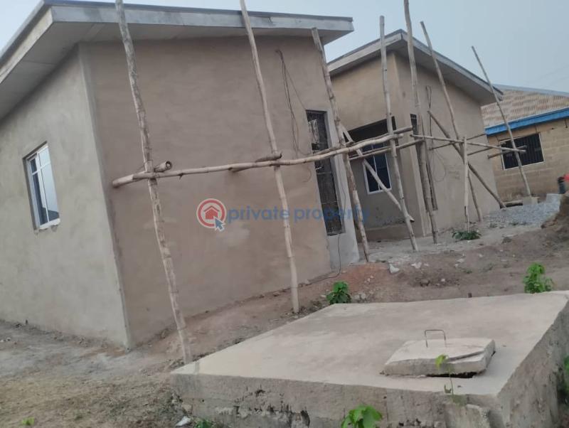 10 bedroom Semi detached Bungalow For Sale Sango, Apete Ibadan Oyo - 6