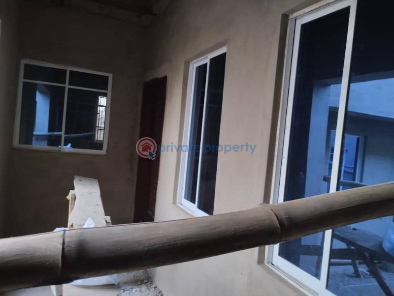 10 bedroom Semi detached Bungalow For Sale Sango, Apete Ibadan Oyo - 4