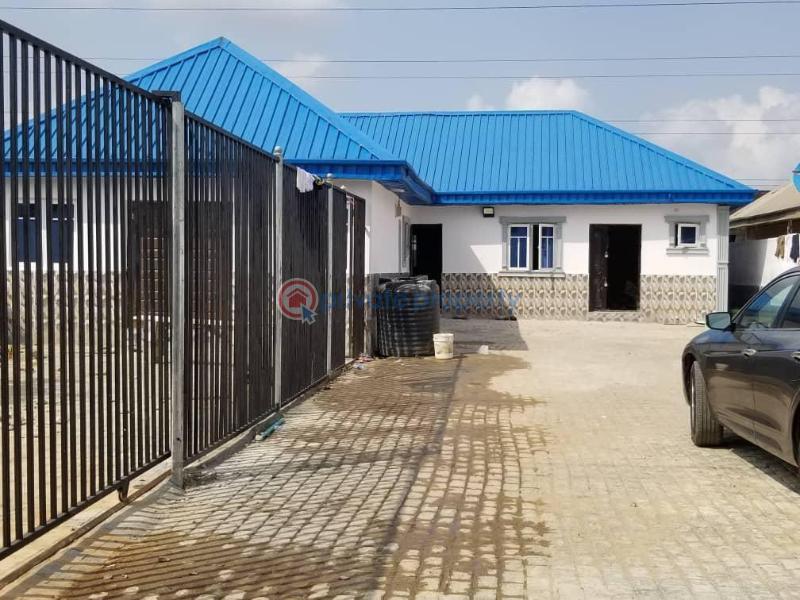For sale Warehouse Bode Thomas Surulere Lagos (PID 8PAHJR) Private