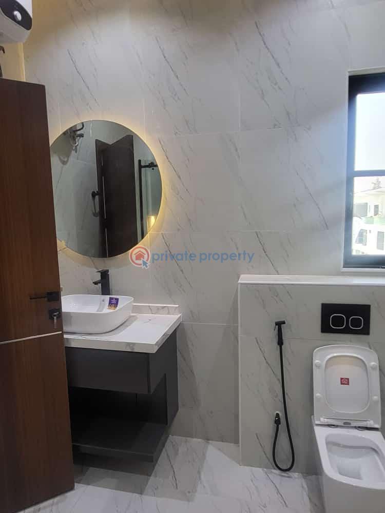 10 bedroom Hotel For Sale Off Ogudu Road Ogudu Lagos - 2