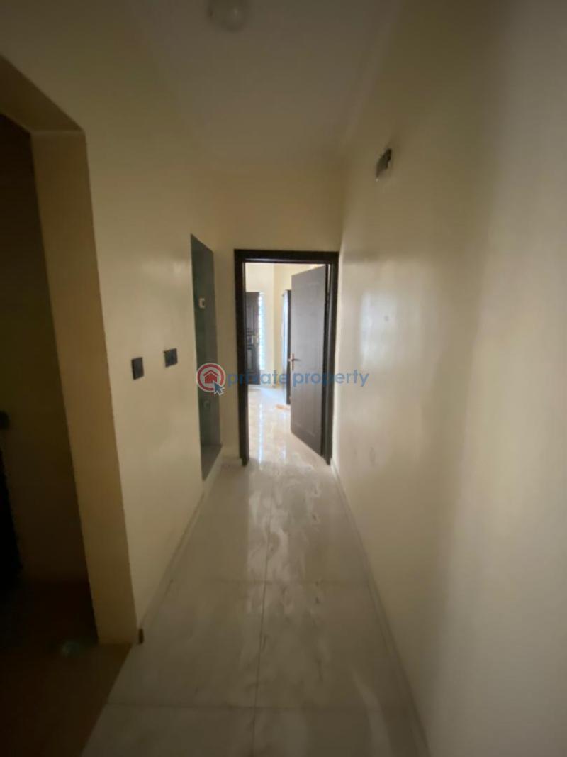 1 bedroom Flat & Apartment For Rent Ebute Metta Yaba Lagos - 11