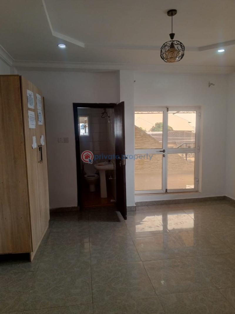 2 bedroom Flat & Apartment For Rent Ogudu GRA Lagos - 5