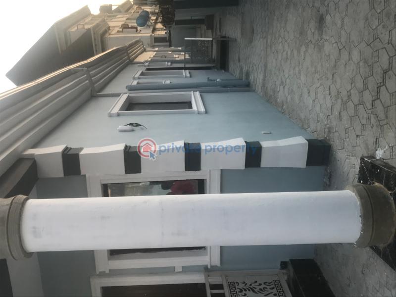 2 bedroom Flat & Apartment For Rent Vineyard Street Jakande Estate Okeafa Ejigbo Lcda Ejigbo Lagos - 3