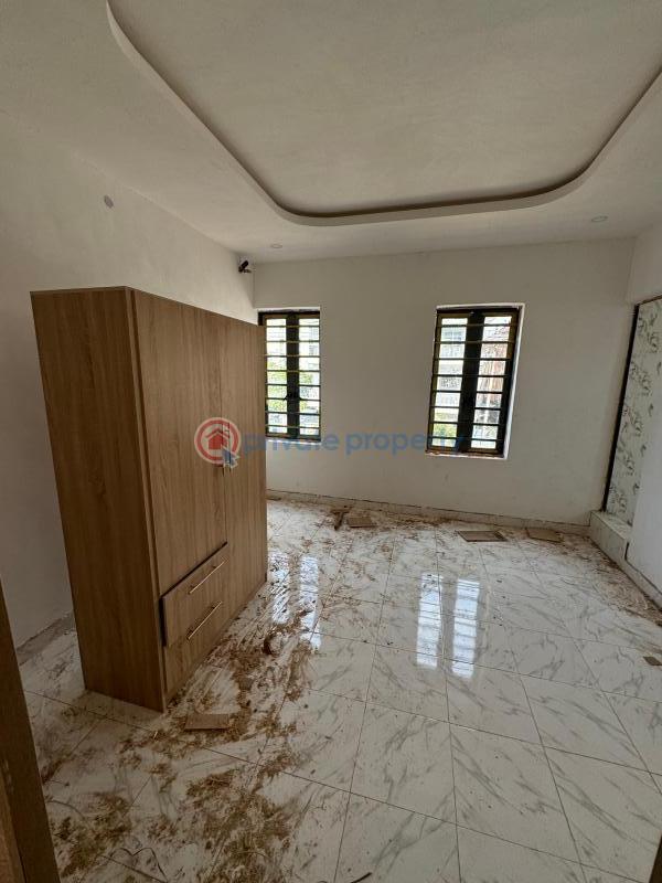 2 bedroom Flat & Apartment For Rent Sabo Yaba Lagos - 0