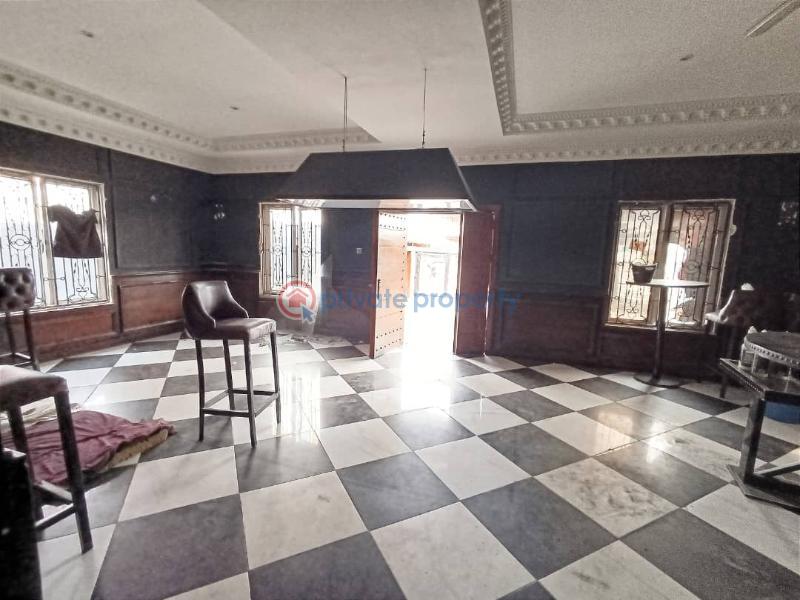Commercial Property For Rent Admiralty Way Lekki Phase 1 Lagos - 8