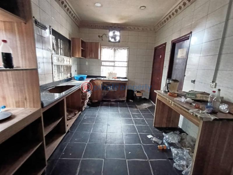 Commercial Property For Rent Admiralty Way Lekki Phase 1 Lagos - 9