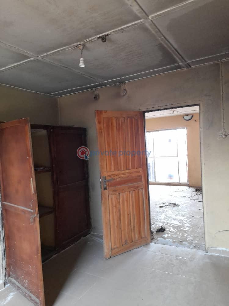 3 bedroom Shared Apartment For Rent Ikeja Lagos - 7