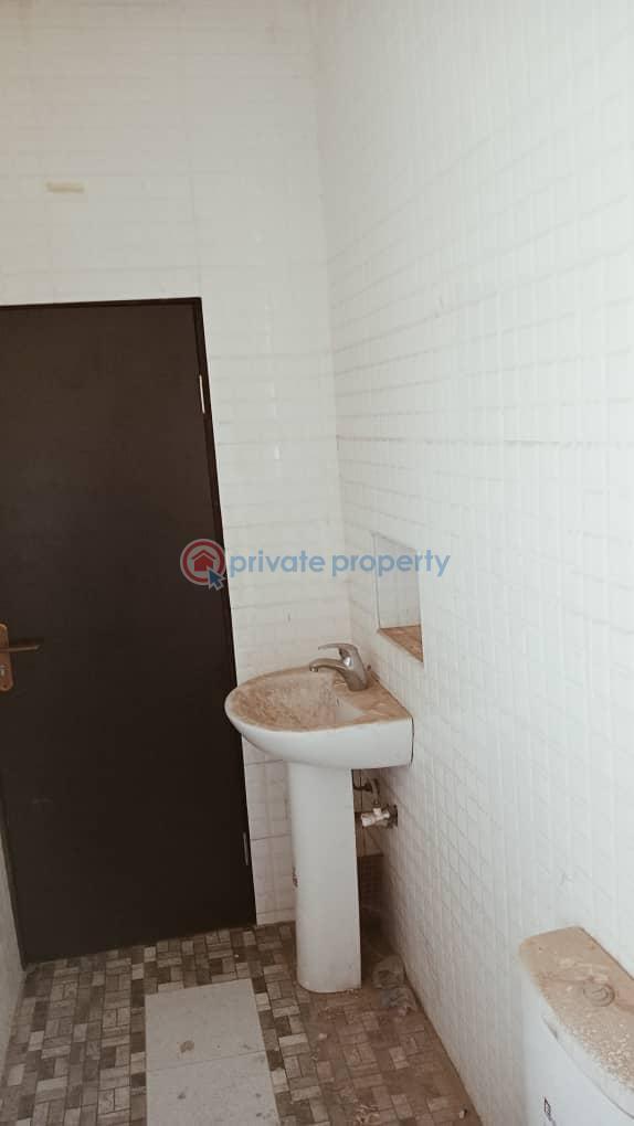3 bedroom House For Rent Ogudu GRA Lagos - 4