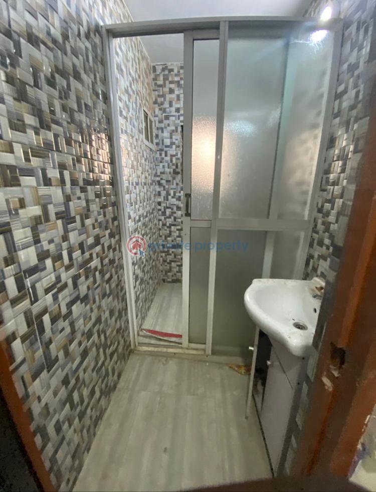 3 bedroom Flat & Apartment For Rent Off Oguntona Crescent Gbagada Lagos - 4