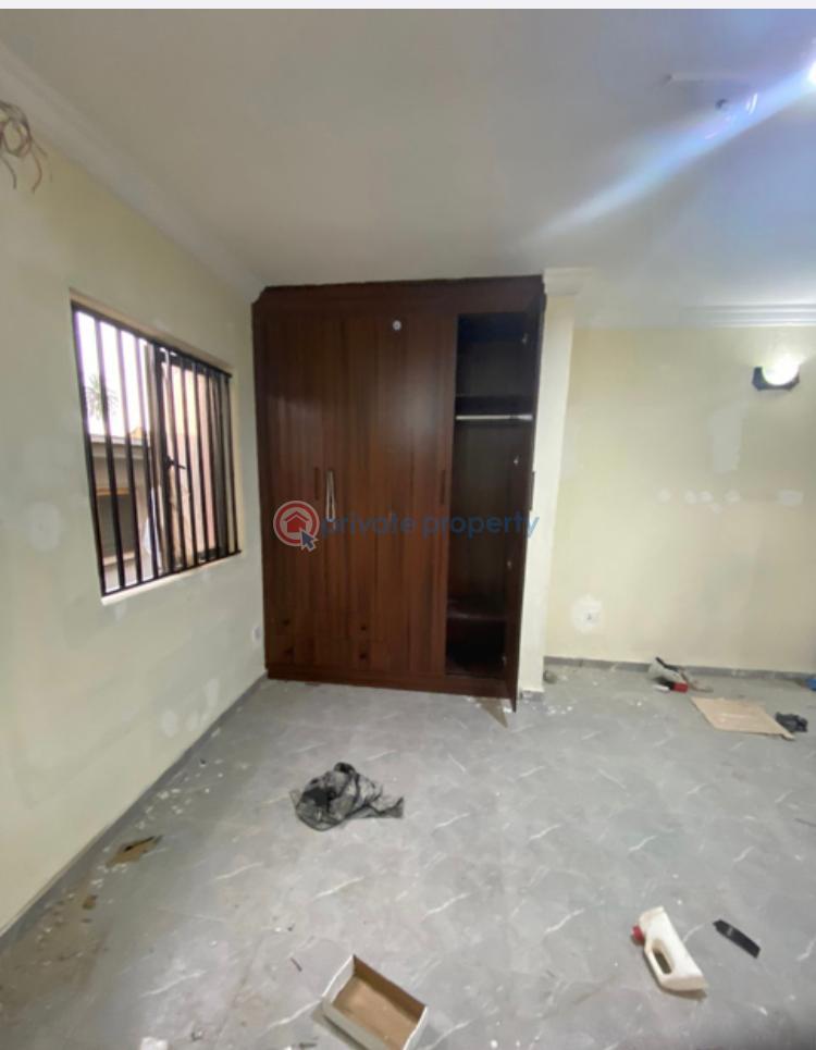 3 bedroom Flat & Apartment For Rent Off Oguntona Crescent Gbagada Lagos - 2