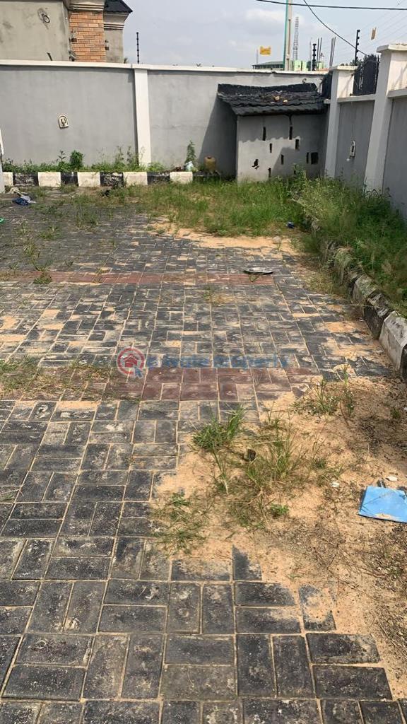 3 bedroom House For Sale Bankole New Garage Akala Express Ibadan Oyo - 3