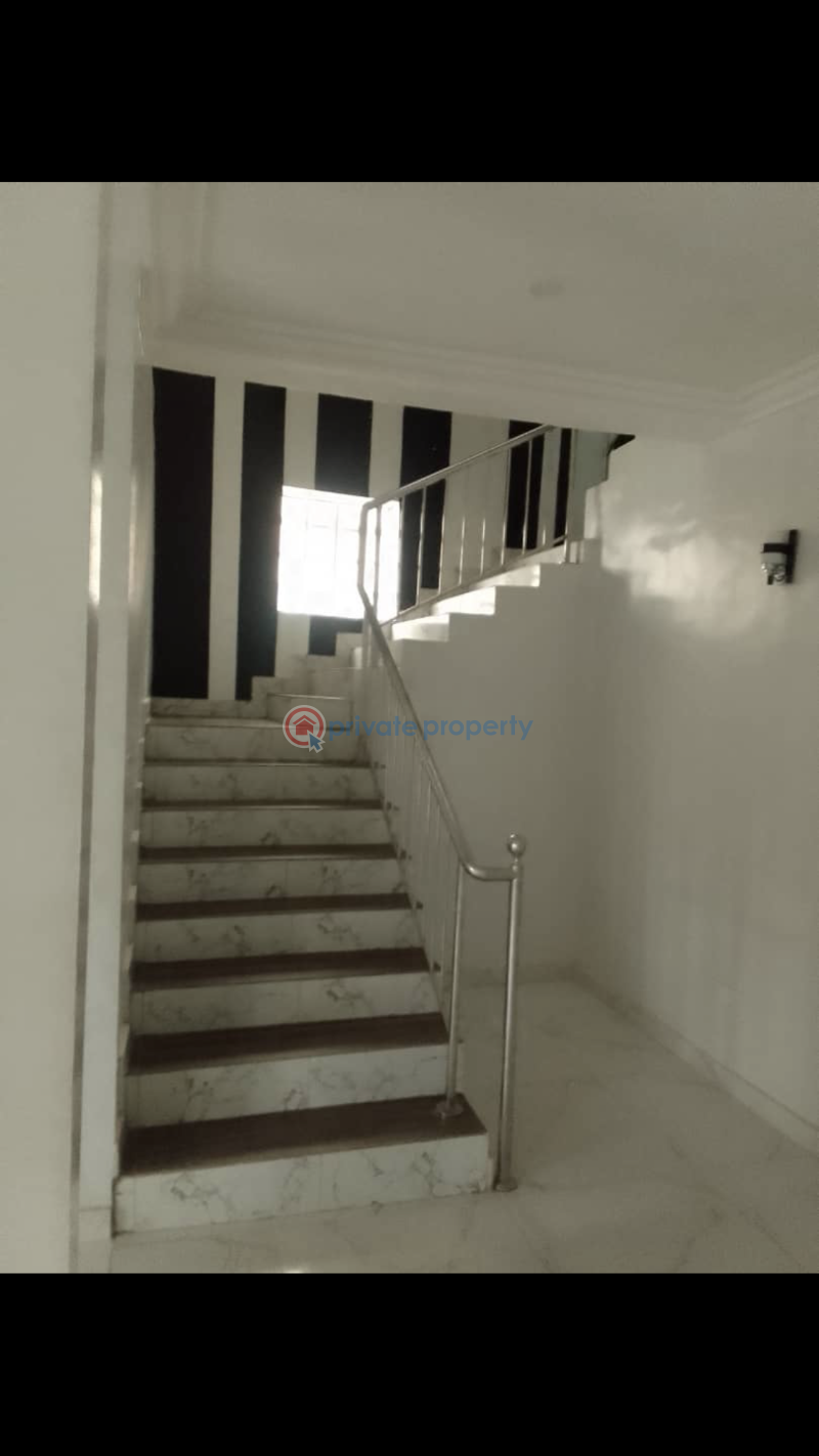 5 bedroom House For Sale Cooplag Gardens Estate Orchid Road Lafiaji Lekki. Ikota Lekki Lagos - 1