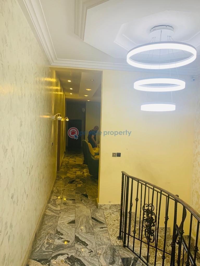 6 bedroom Detached Duplex For Rent In A Lovely Environment @ Magodo Gra Phase 2 Lagos Magodo GRA Phase 2 Kosofe/Ikosi Lagos - 7