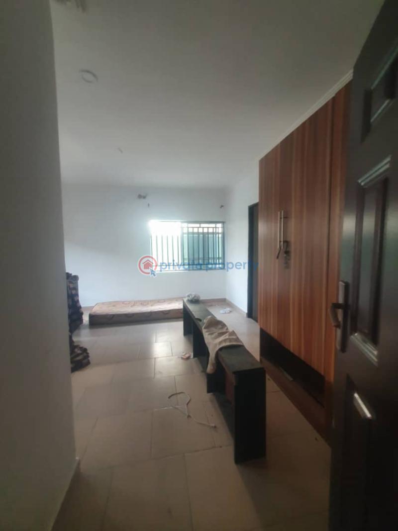 3 bedroom Flat & Apartment For Rent Sabo Alagomeji Yaba Lagos - 1