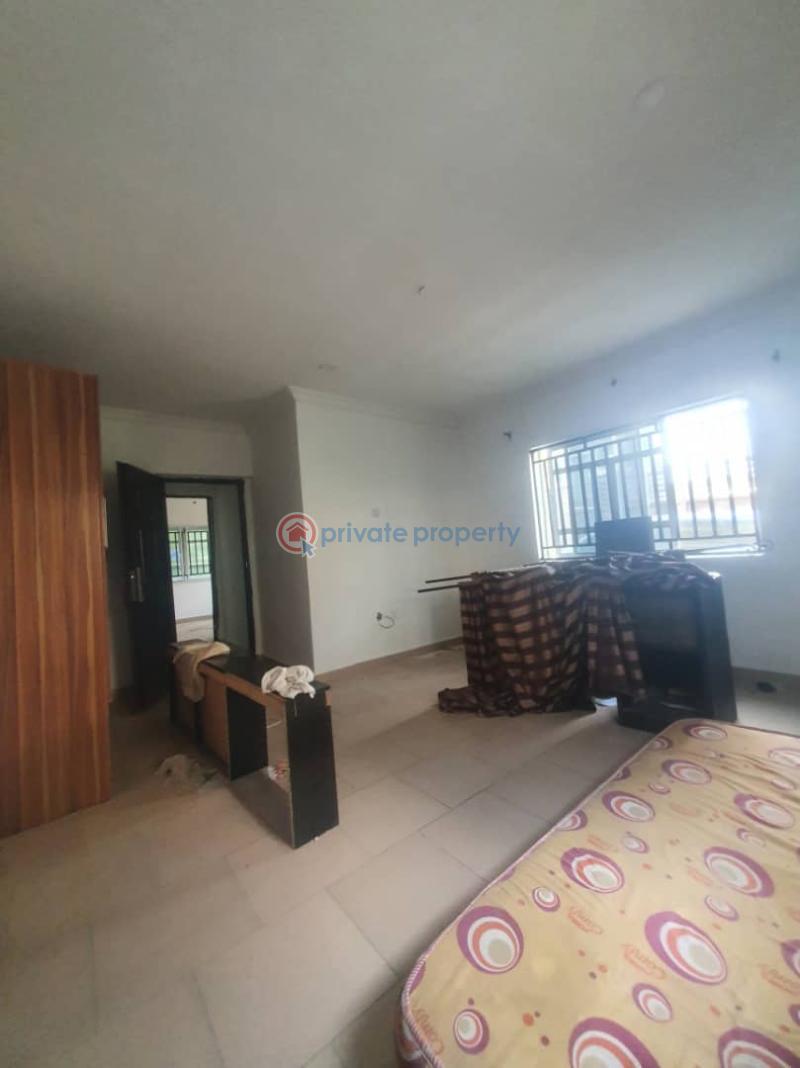 3 bedroom Flat & Apartment For Rent Sabo Alagomeji Yaba Lagos - 2