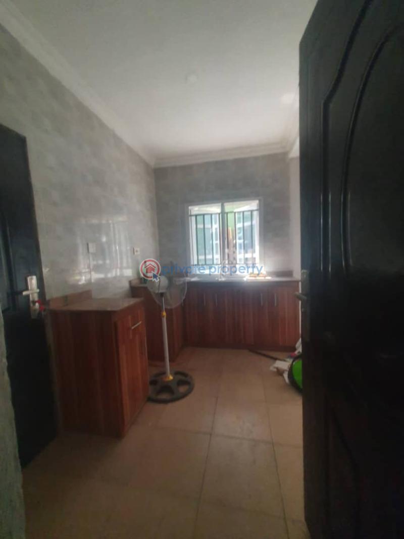 3 bedroom Flat & Apartment For Rent Sabo Alagomeji Yaba Lagos - 12