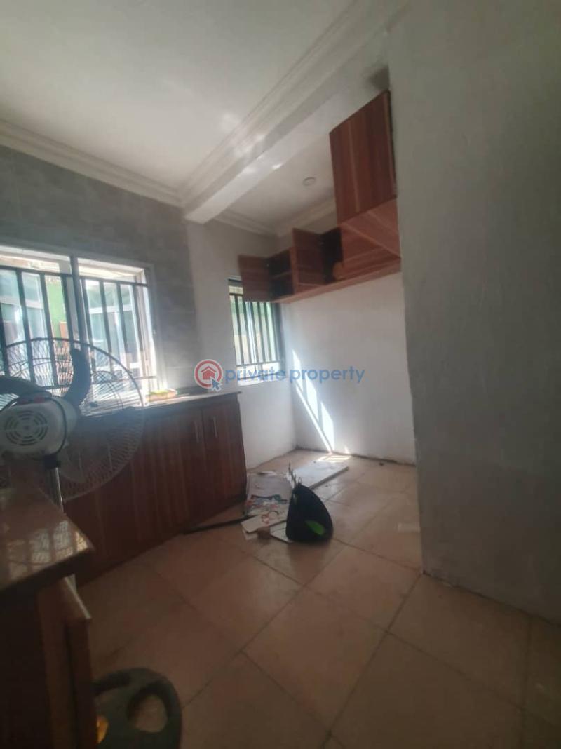 3 bedroom Flat & Apartment For Rent Sabo Alagomeji Yaba Lagos - 9
