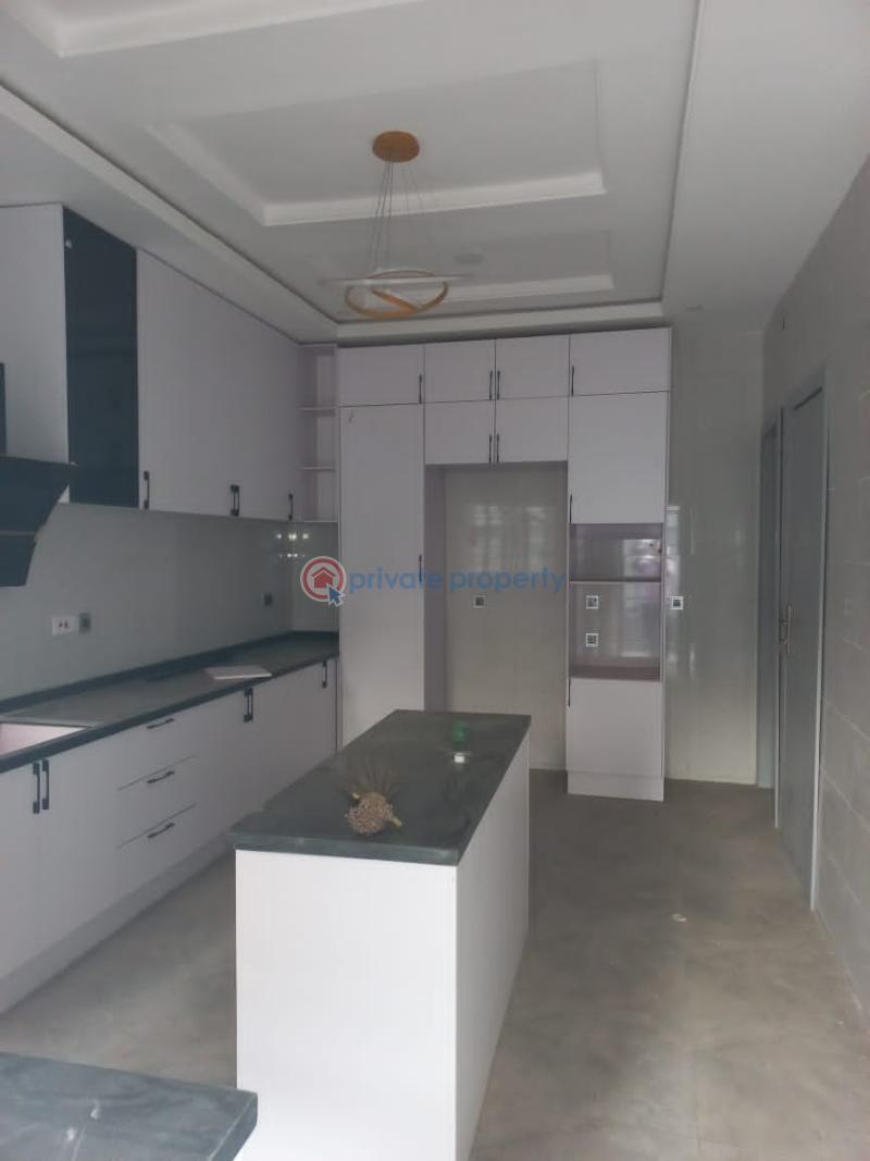 4 bedroom Semi detached Duplex For Rent In A Secured Neighborhood At Magodo Gra Phase I, Isheri Lagos Magodo GRA Phase 1 Ojodu Lagos - 4