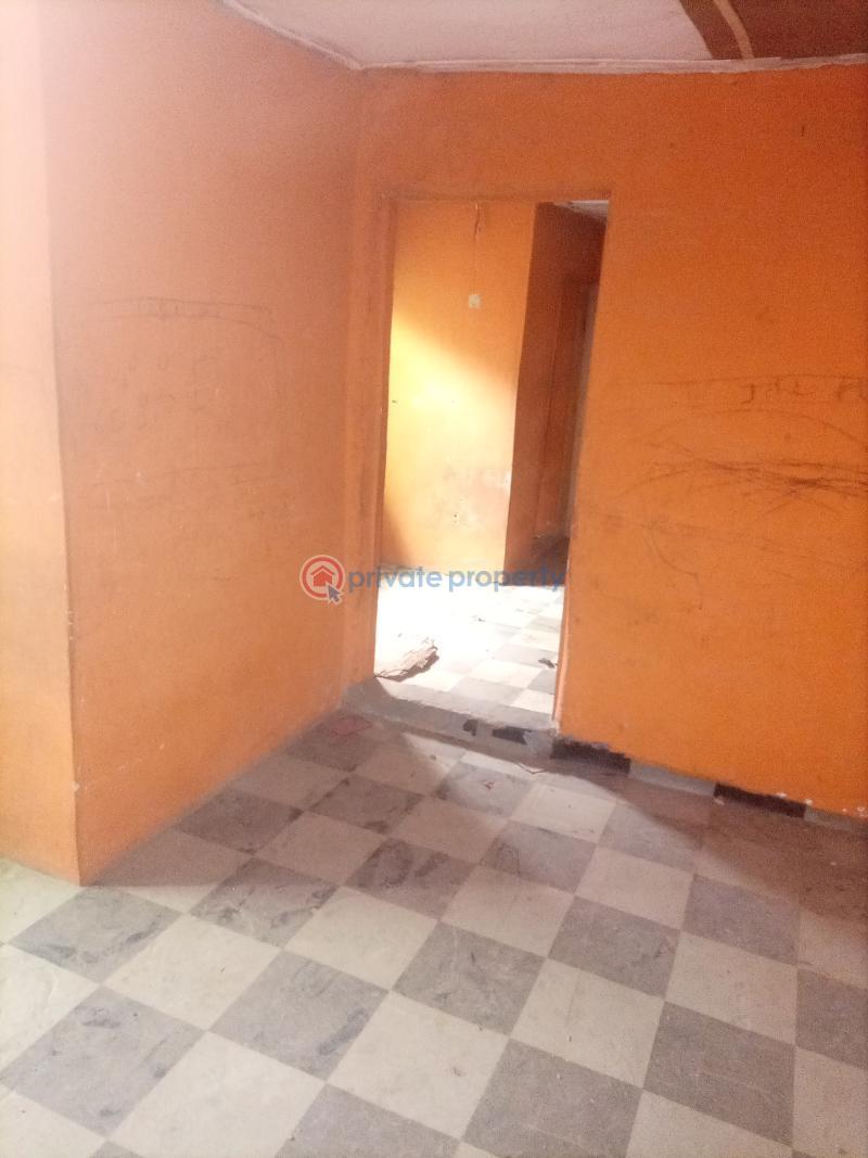 1 bedroom Flat & Apartment For Rent Ejigbo Lagos Mainland Ejigbo Lagos - 1