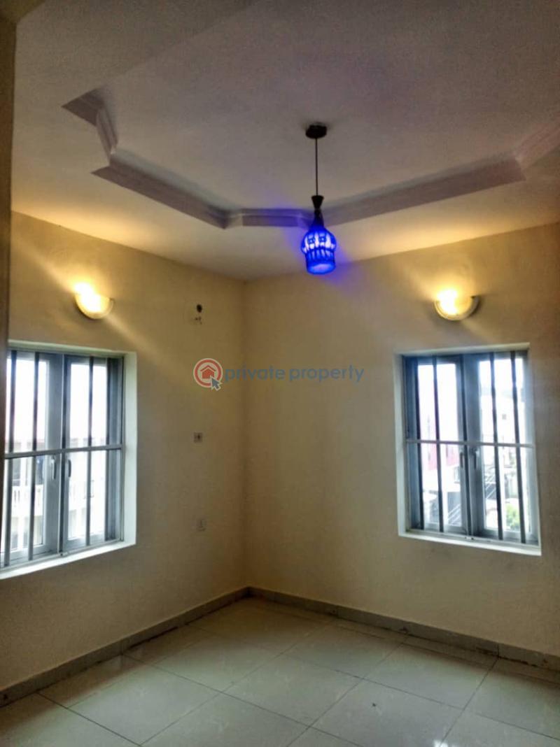 1 bedroom Flat & Apartment For Rent Thomas Estate Ajah Lagos - 3
