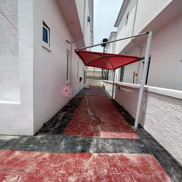 4 bedroom House For Sale General Paint, Lbs Ajah Lagos - 5