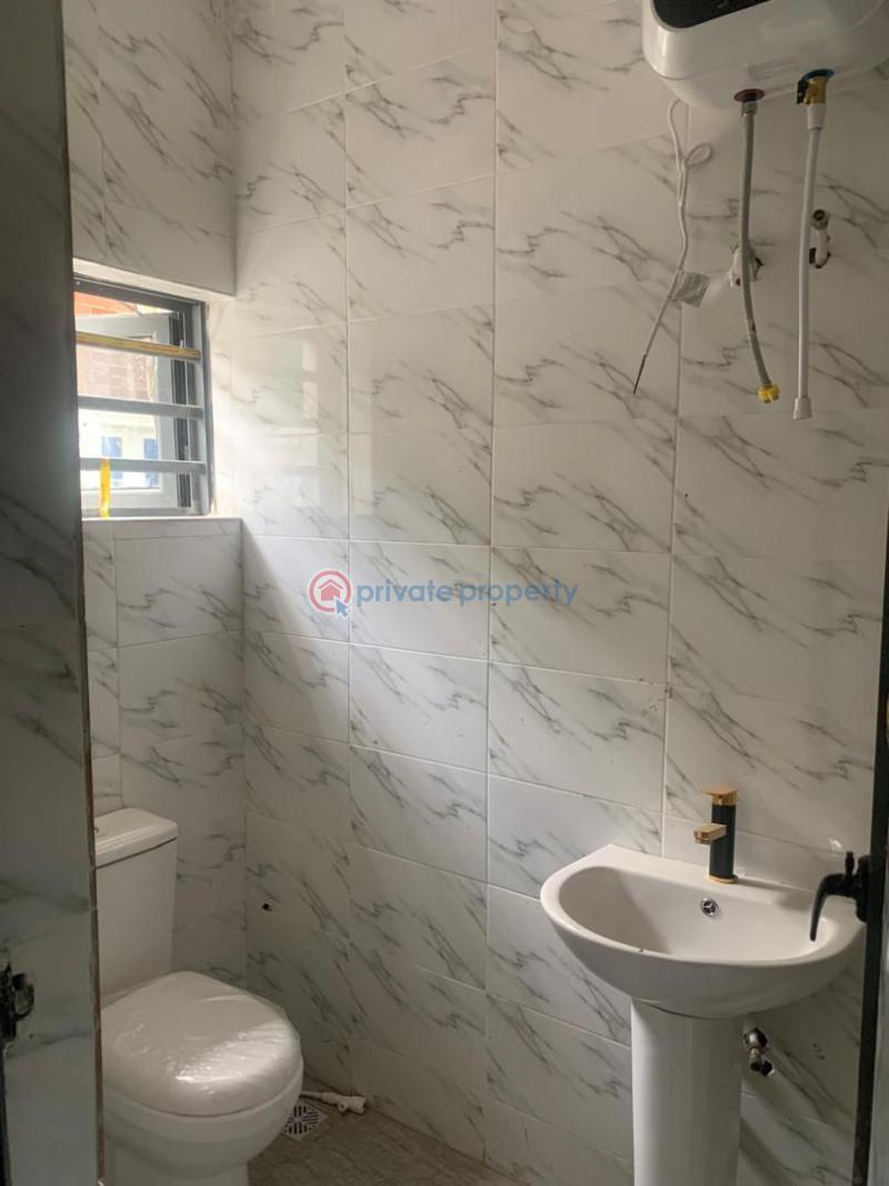 4 bedroom Flat & Apartment For Rent P And T Estate Ipaja Lagos