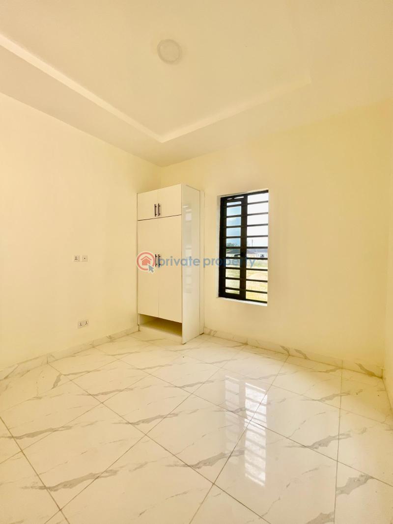 4 bedroom House For Sale Lekki Lagos - 13