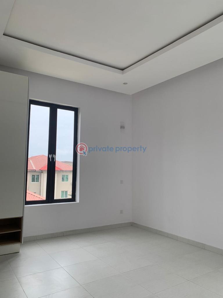 House For Sale Rahman Adeboyejo Estate, Marwa, Lekki Right Hand Side Lekki Phase 1 Lagos - 10