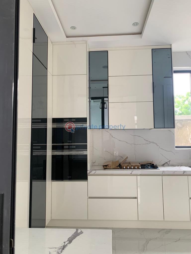 House For Sale Rahman Adeboyejo Estate, Marwa, Lekki Right Hand Side Lekki Phase 1 Lagos - 2