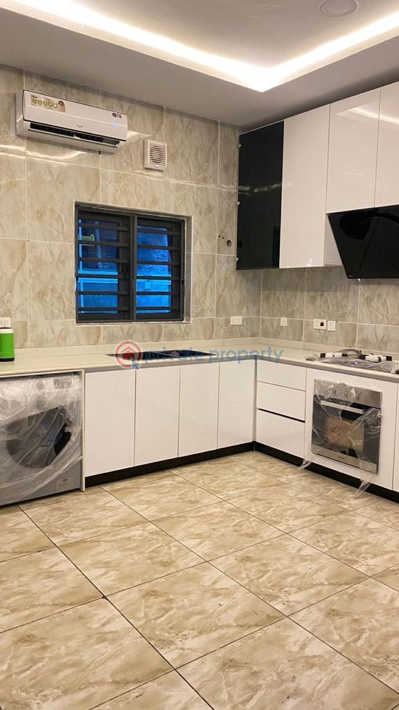 4 bedroom Terraced Duplex For Rent Victoria Island Lagos - 5