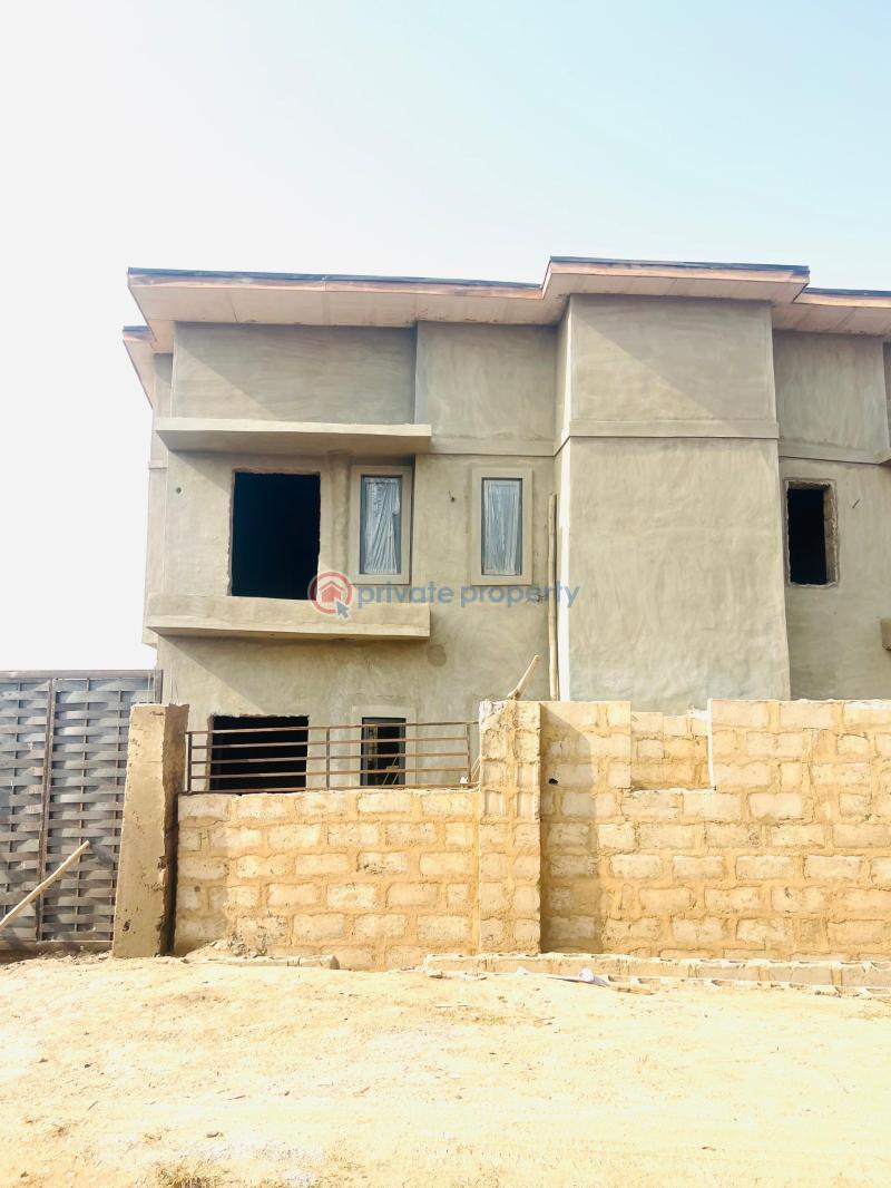 5 bedroom Semi detached Duplex For Sale Eleyele Ibadan Oyo - 8