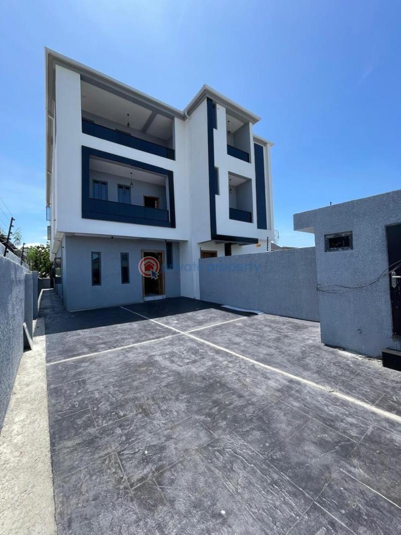 5 bedroom Detached Duplex For Sale Lekki Lagos - 1