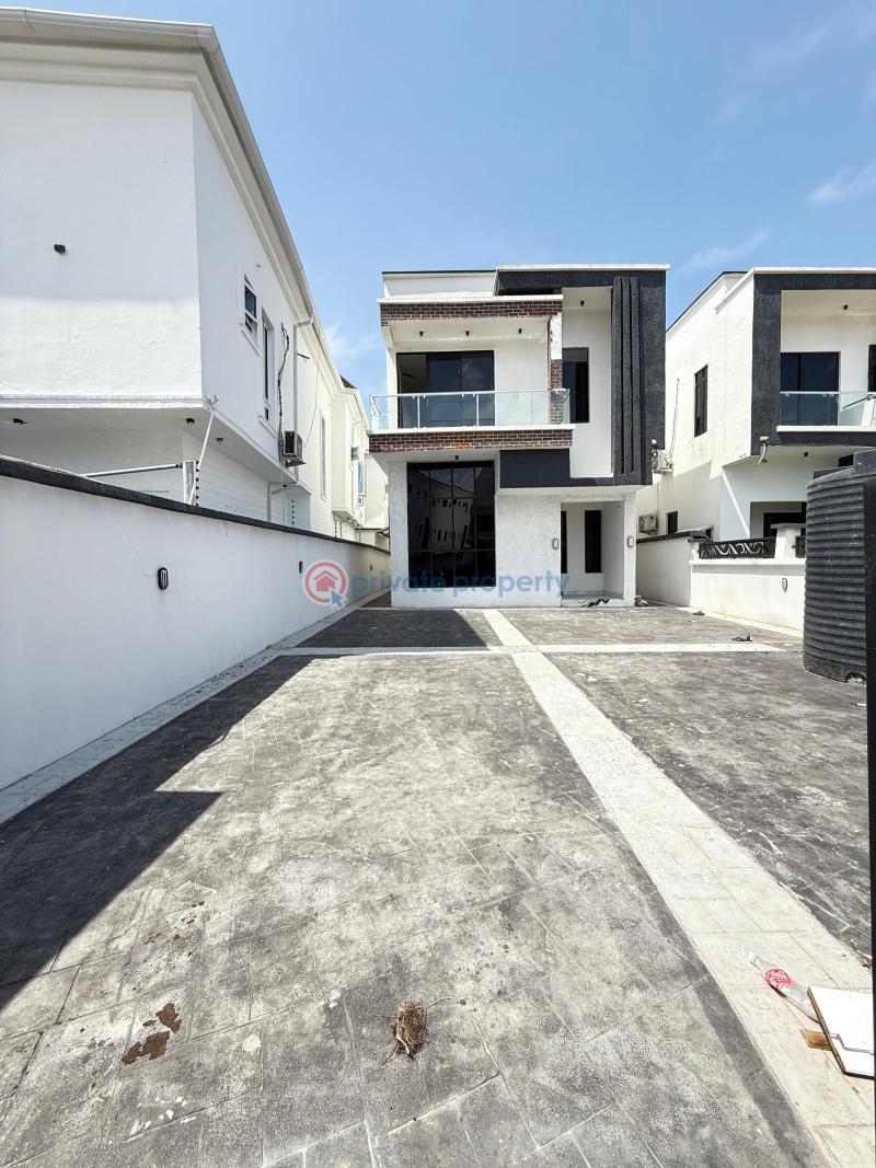 5 bedroom Detached Duplex For Sale Ologolo Lekki Lagos - 0
