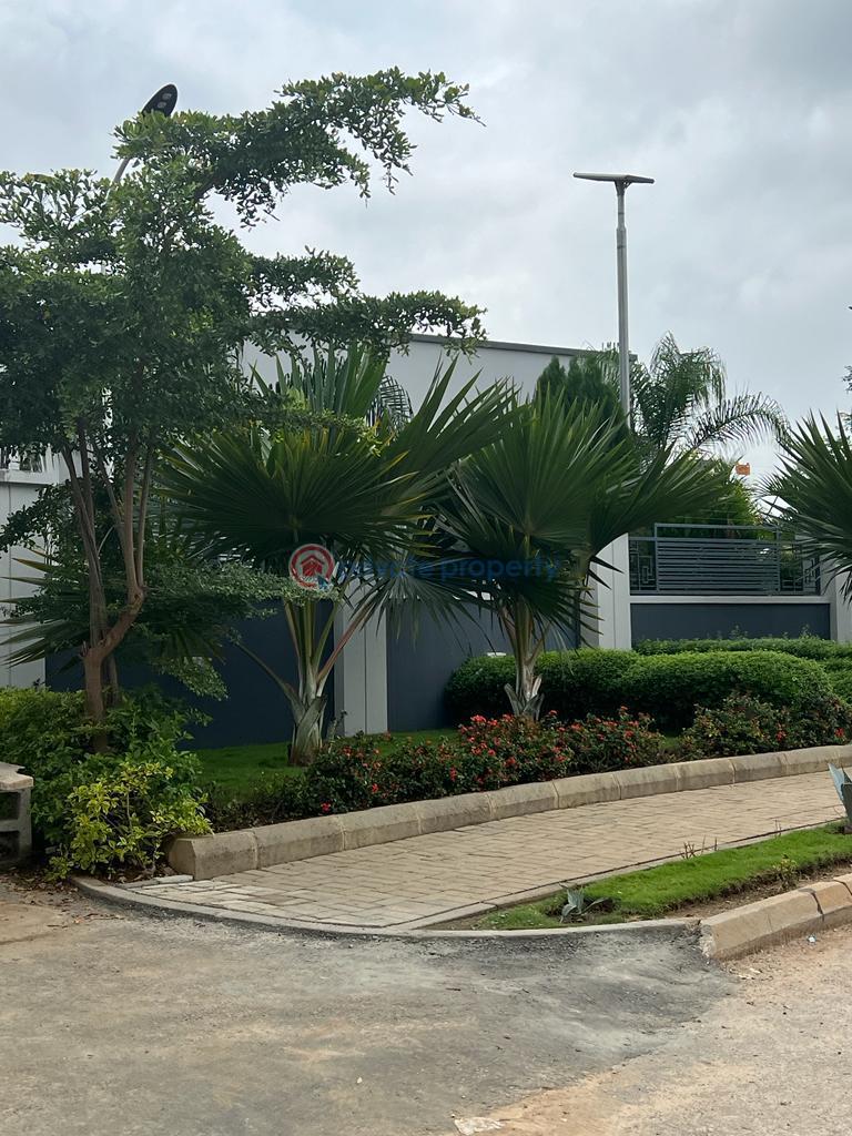 5 bedroom House For Sale Close To Zarthech Wuye Abuja Phase 2  - 5