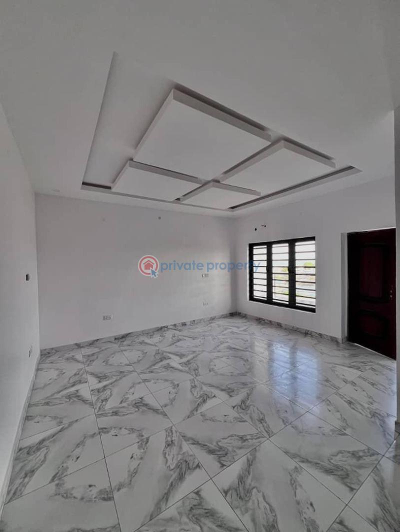 6 bedroom Terraced Duplex For Sale Lekki Lagos - 1
