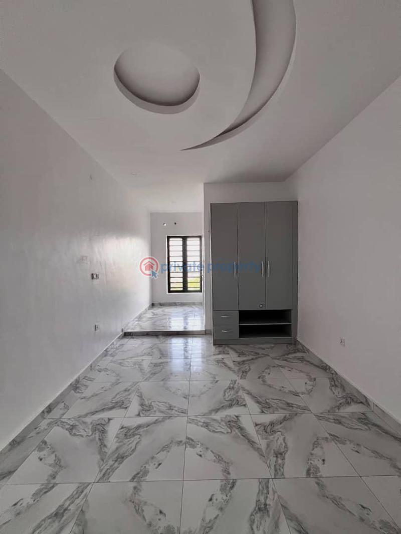 6 bedroom Terraced Duplex For Sale Lekki Lagos - 2