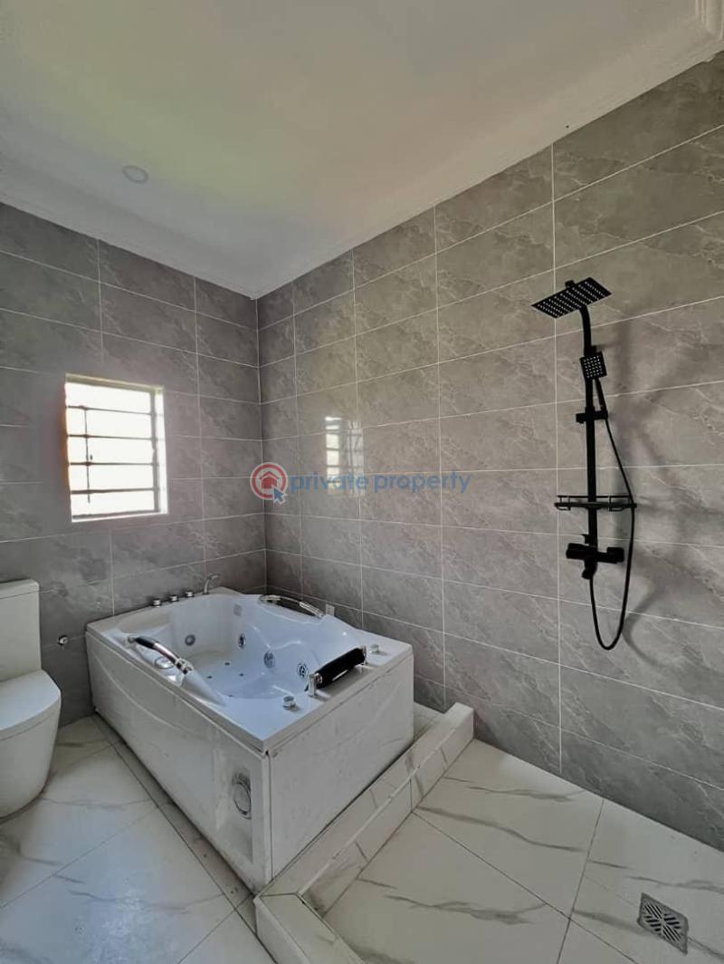 6 bedroom Terraced Duplex For Sale Lekki Lagos - 5