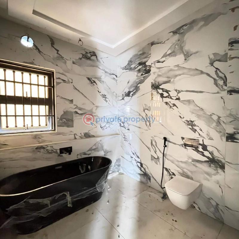 6 bedroom House For Sale Close To Coza Guzape Abuja Phase 1  - 4