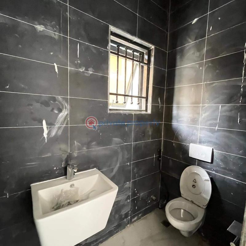 6 bedroom House For Sale Close To Coza Guzape Abuja Phase 1  - 5