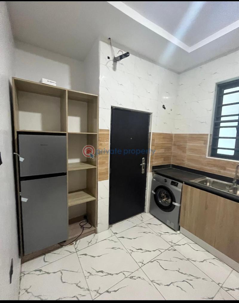 2 bedroom Block Of Flats For Sale Ologolo Jakande Lekki Ologolo Lekki Lagos - 4