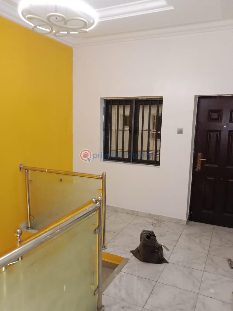 For sale 2 bedroom House Off Peter Odili Road Port Harcourt Rivers