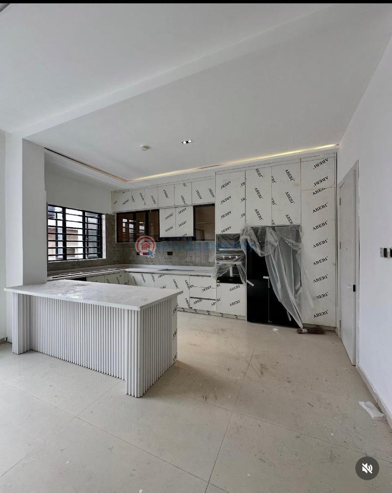 3 bedroom Flat & Apartment For Sale Admiralty Road Lekki Phase 1 Lekki Phase 1 Lagos - 1