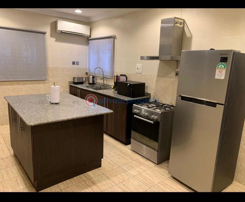 Luxuriously fully furnished 4 bedrooms apartment - 13 4 bedroom Block Of Flats Short let On Admiralty Way Lekki Phase 1 Lagos - 13
