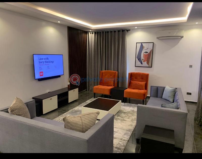 4 bedroom Block Of Flats Short let On Admiralty Way Lekki Phase 1 Lagos - 0