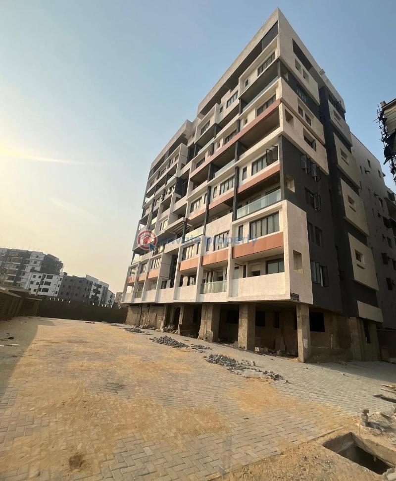 Luxury 2 bedroom apartment - 1 3 bedroom Block Of Flats For Sale Off Freedom Way Lekki Phase One Lekki Phase 1 Lagos - 1